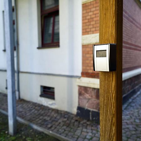 Edler Wohnraum Noble Stadtoase Mit Boxspringbett, Kaffeevollautomat & Parkplatz Zwickau Esterno foto