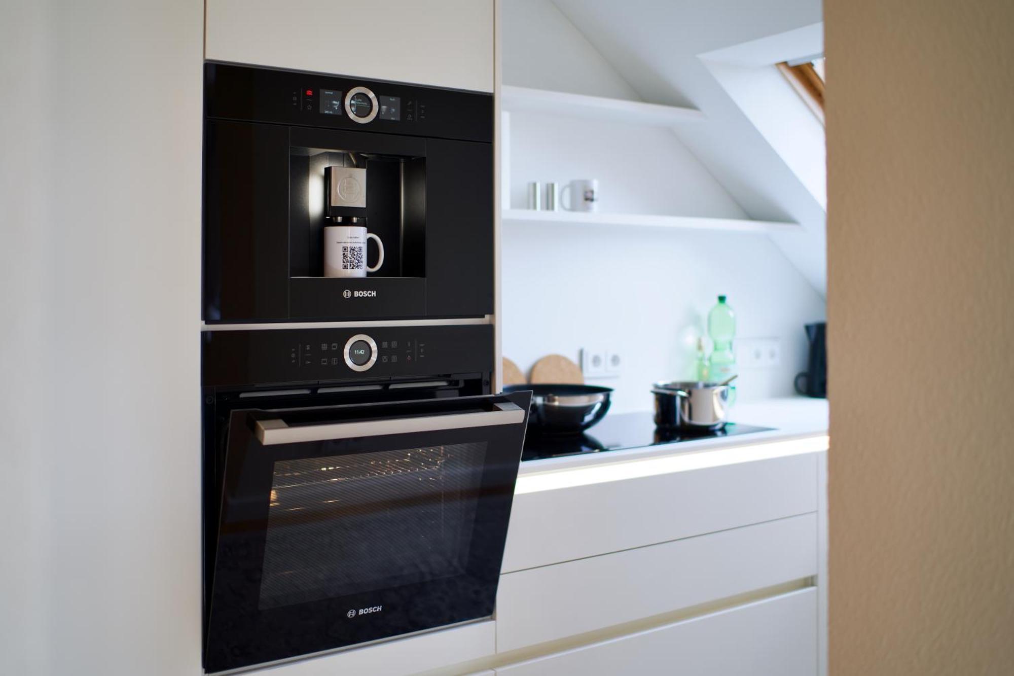 Edler Wohnraum Noble Stadtoase Mit Boxspringbett, Kaffeevollautomat & Parkplatz Zwickau Esterno foto