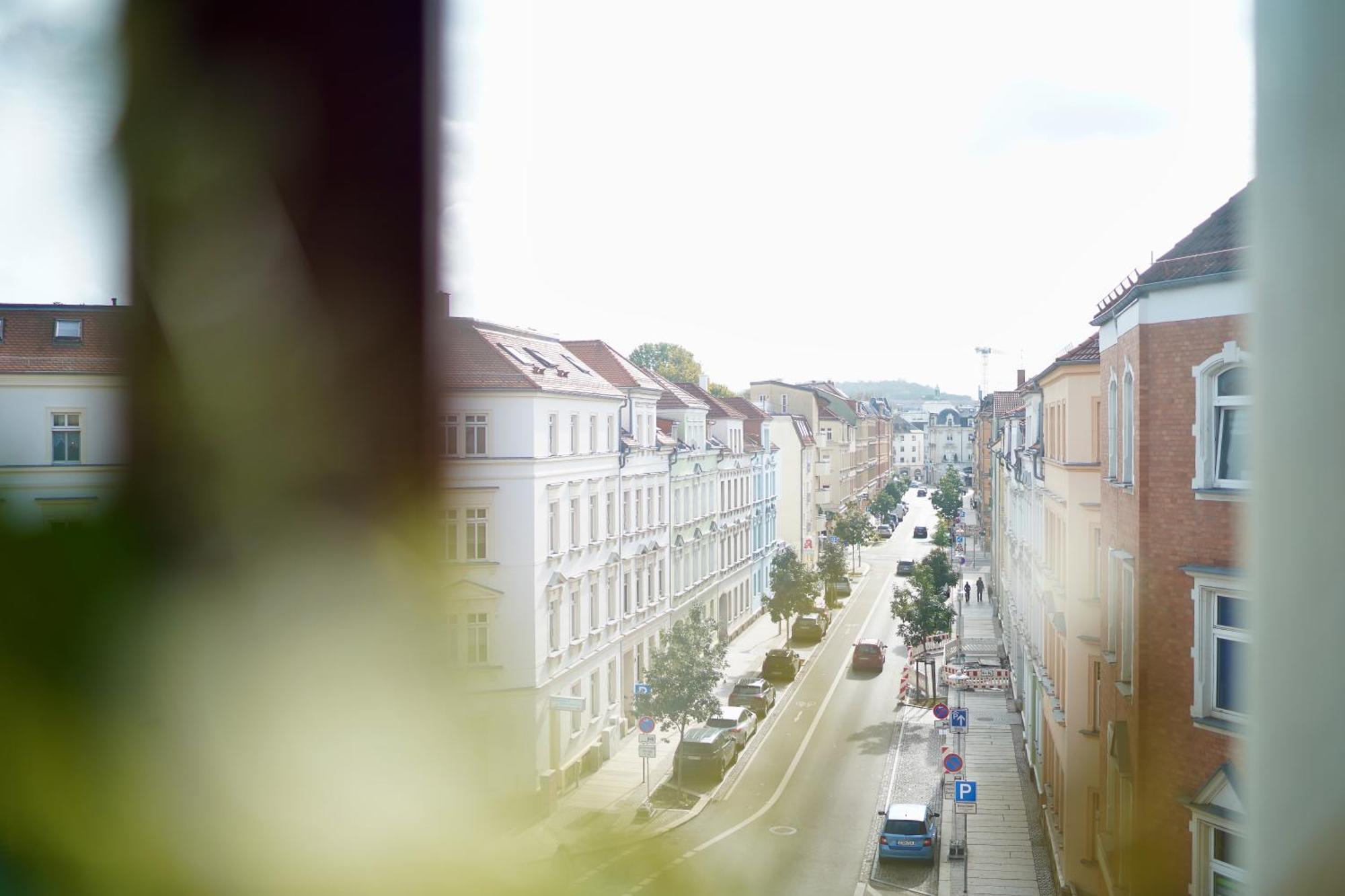 Edler Wohnraum Noble Stadtoase Mit Boxspringbett, Kaffeevollautomat & Parkplatz Zwickau Esterno foto