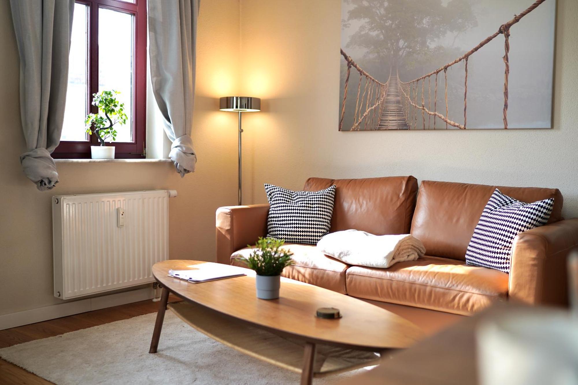 Edler Wohnraum Noble Stadtoase Mit Boxspringbett, Kaffeevollautomat & Parkplatz Zwickau Esterno foto